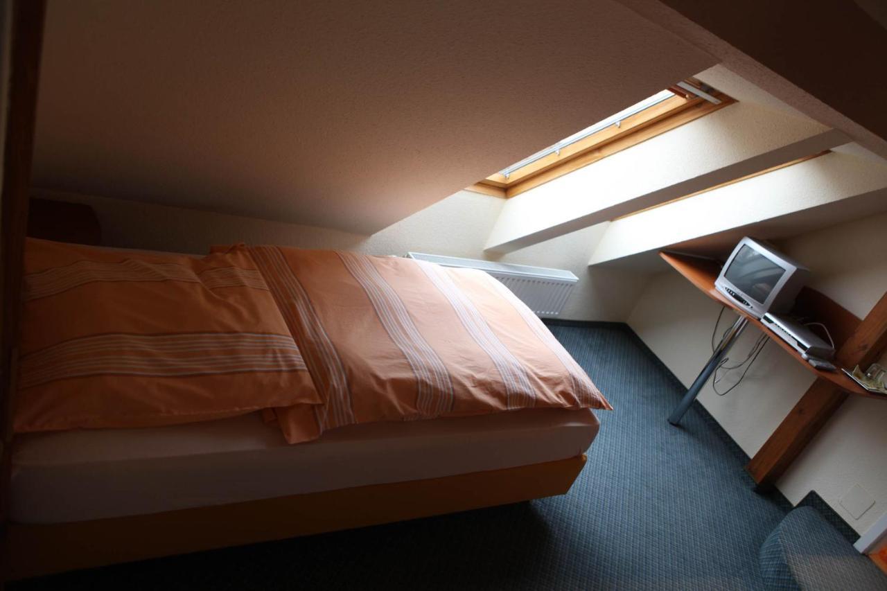 Barokk Antik Guest House Kecskemét Esterno foto
